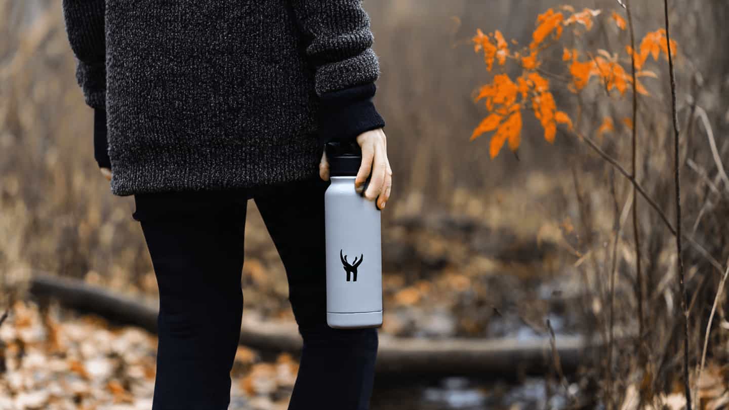 Aluminum Water Bottles vs. Stainless Steel: Which Hydration Buddy is Right for You (Are They Really Safe?)