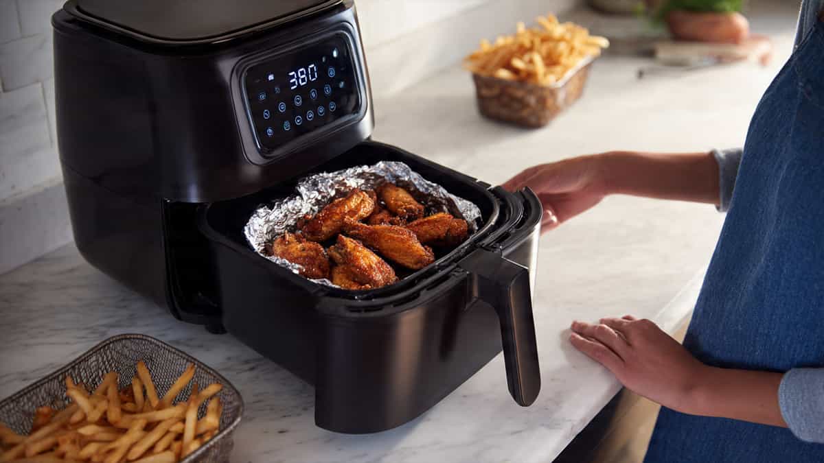 Can You Put Aluminum Foil in an Air Fryer? Safety Tips and Best Practices