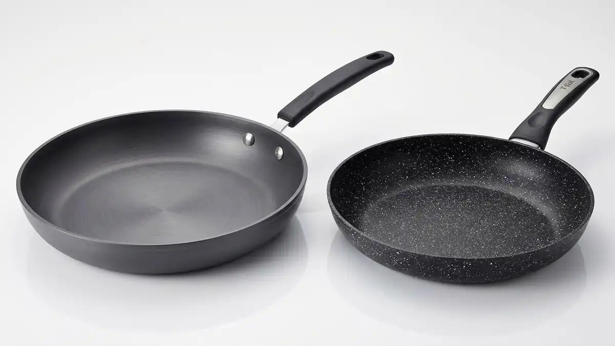 Forged Aluminum vs Hard-Anodized Aluminum Fry Pans: What’s the Real Difference?